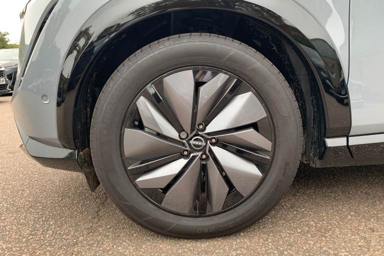 2025 Nissan ARIYA 225kW Evolve 87kWh 22kWCh 5dr e-4ORCE Auto Hatchback Electric Automatic