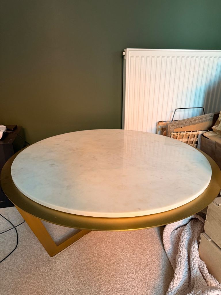 Round Marble Coffee Table with Gold Base – Good Condition