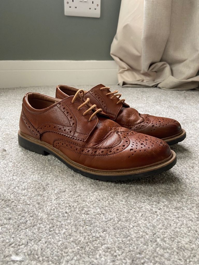 Hush Puppies Tan Brogues - UK size 6