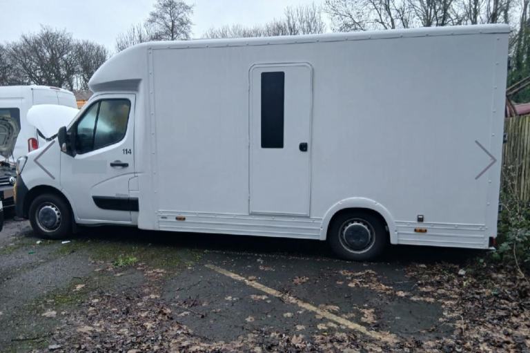 2023 RENAULT MASTER 2.3 135 DCI CAMPER VAN MOTORHOME MOBILE OFFICE CLASSROOM 