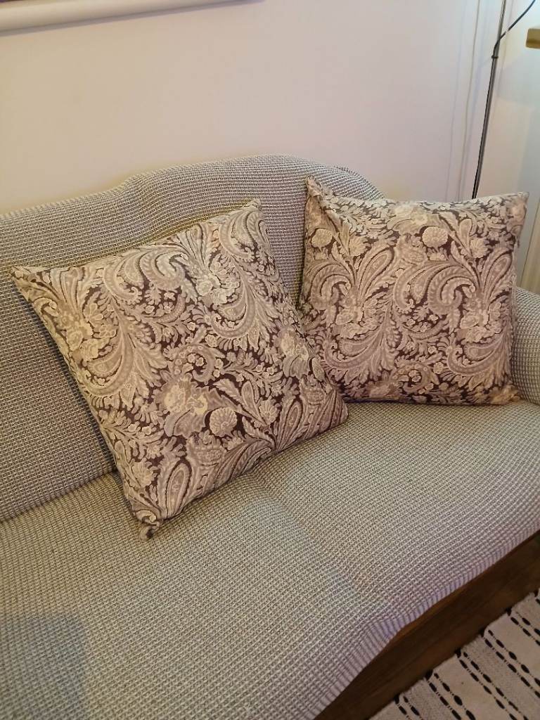 image for Sofa cusions 