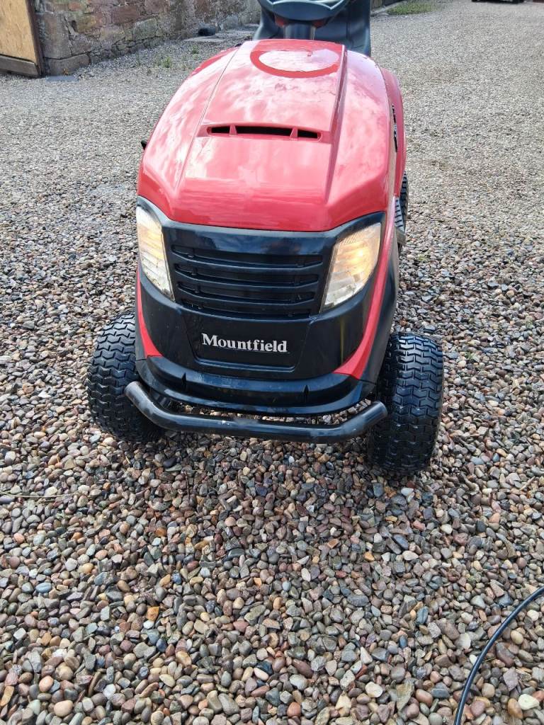 Ride on tractor Mountfield 1540H