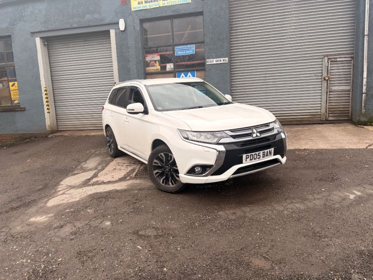 Mitsubishi outlander 2017 PHEV