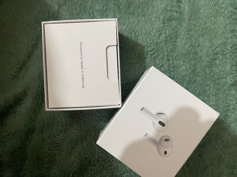 Apple aipods 