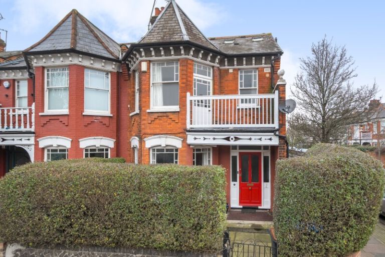 Well maintained quiet home.