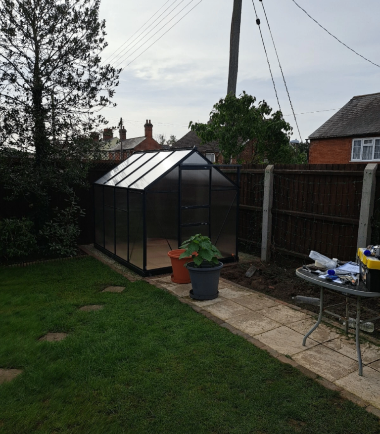 All-Season Walk-In Garden Greenhouse | Durable Aluminium Grow House with Polycarbonate Panels