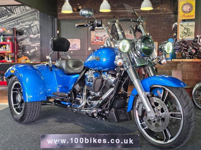 2018 HARLEY-DAVIDSON FLRT FREEWHEELER 107 1745CC TRIKE 4,800 MILES EXTRA'S 