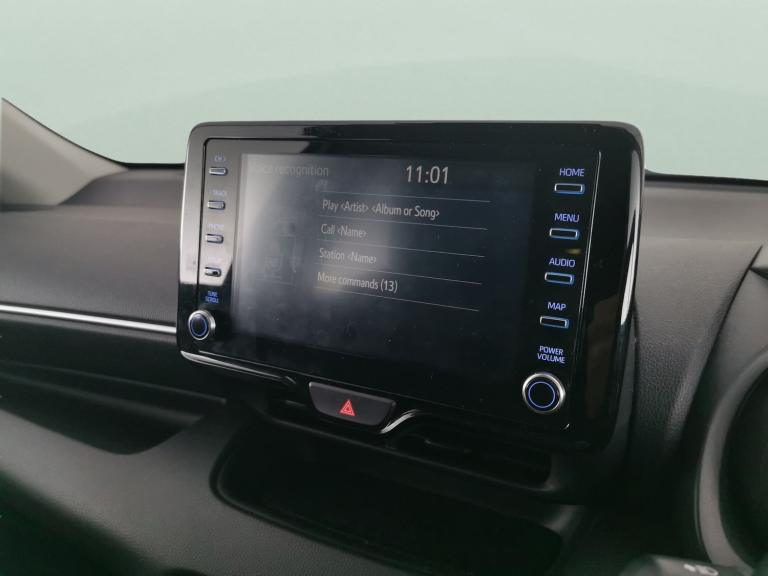 2022 Toyota Yaris 1.5 VVT-h Design Hatchback 5dr Petrol Hybrid E-CVT Euro 6 (s/s) (116 ps) -  Hat...