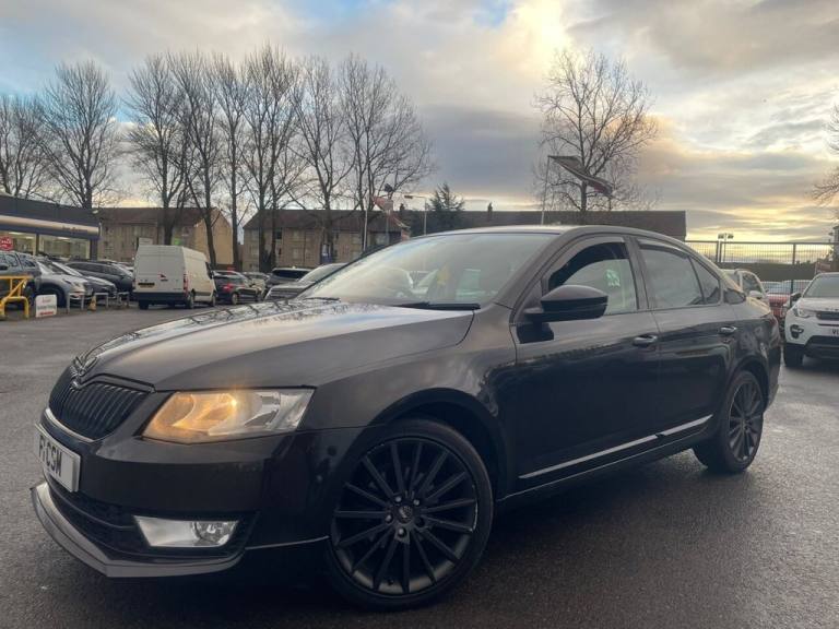 2015 Skoda Octavia 1.6 TDI Black Edition Hatchback 5dr Diesel DSG Euro 5 (s/s) (105 ps) Hatchback...