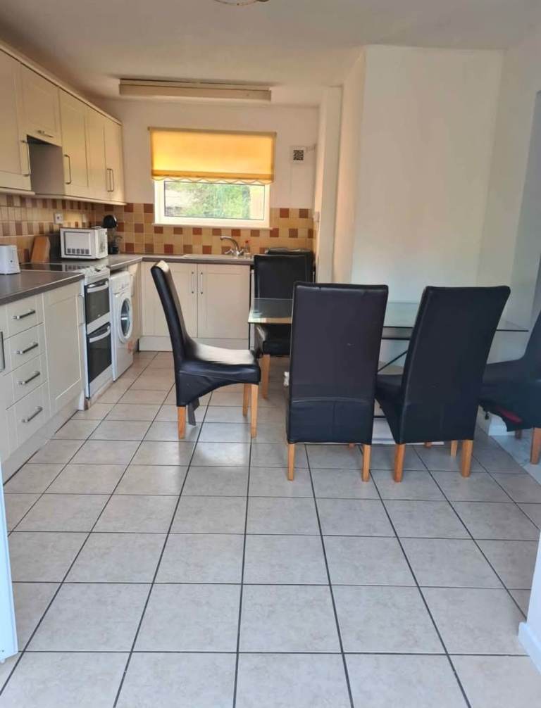 Room for Rent in Friendly Shared House