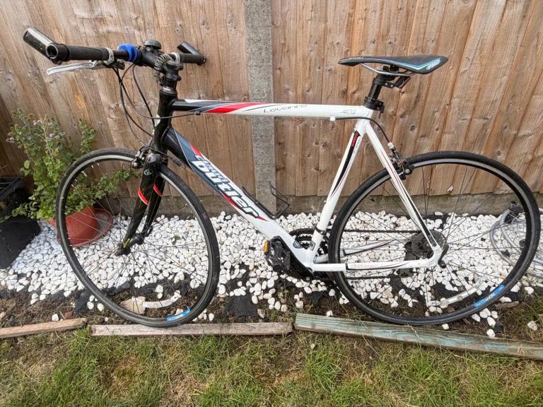 Butler Levante commuter/Road Bike – White/Black, Good Condition