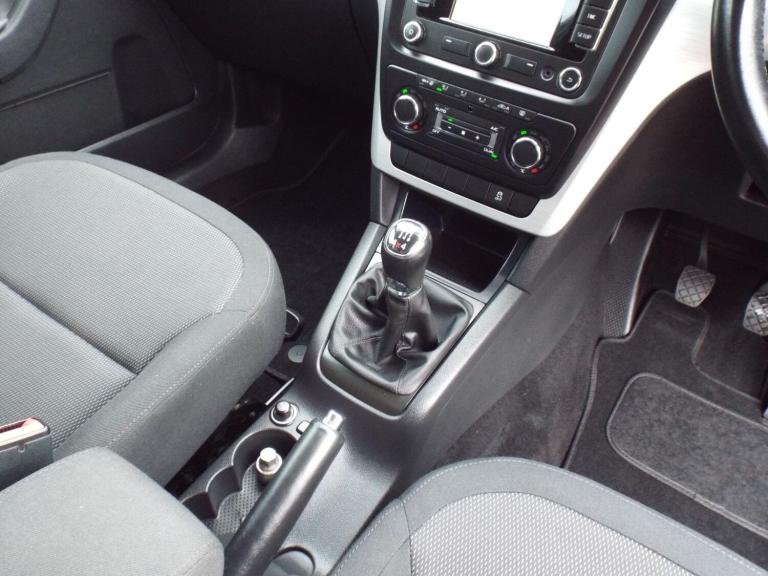  Skoda Yeti 2.0 TDI SE Outdoor 4WD Euro 5 5dr Diesel Manual