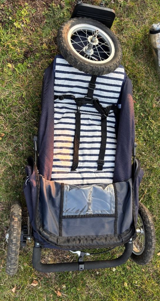 Red Castle Sport XTS 3 wheel Pushchair/Stroller with Rain Cover