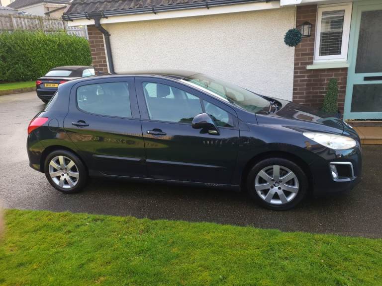 2013 PEUGEOT 308 1.6 DIESEL MOT 25 NOV 2026 £20 TAX PER YEAR