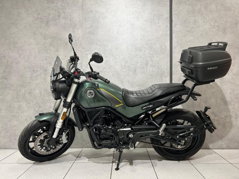 2022 Benelli Leoncino 500 - 3575 miles 