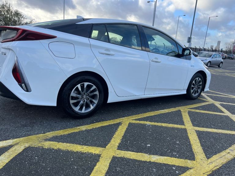 Toyota, PRIUS, Hatchback, 2021, Other, 1798 (cc), 5 doors