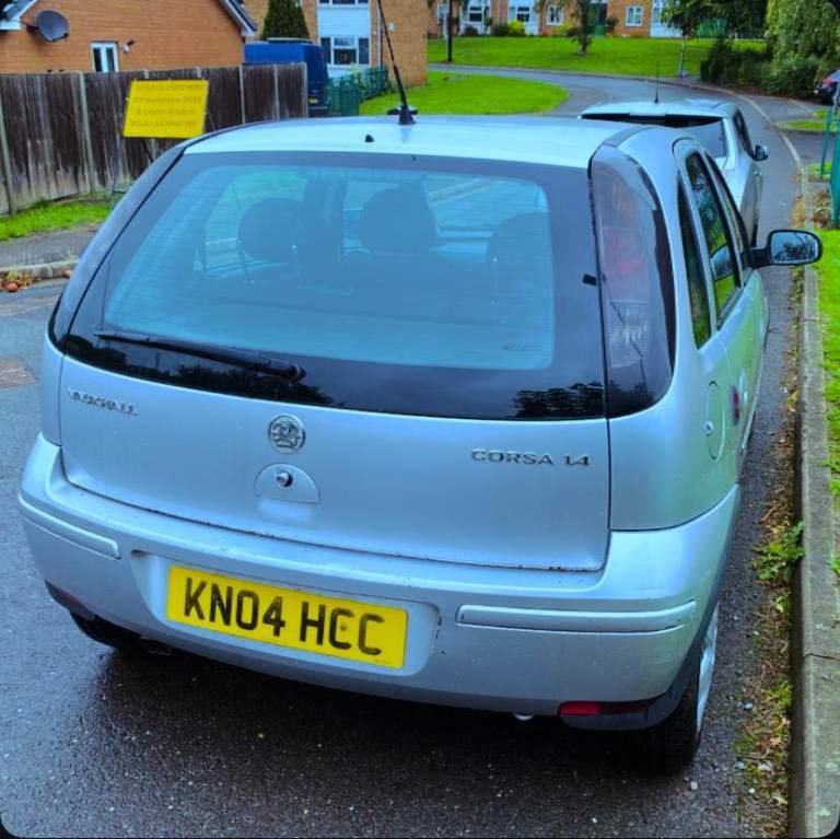 Corsa AUTOMATIC 12Month Mot sunroof good runs 