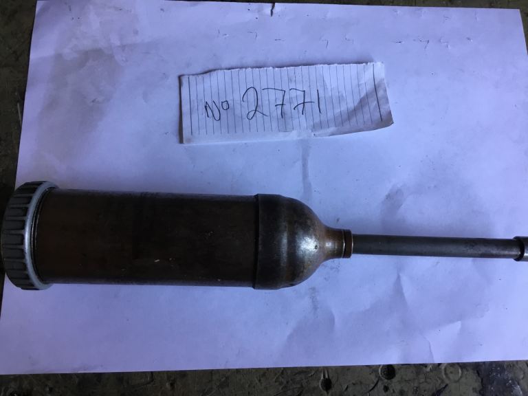 Vintage grease gun cat no GB2771