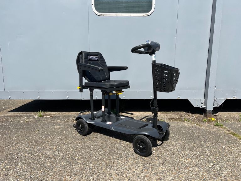 💥NEW! Ultra Lightweight Muick Sandy F1 Mobility Scooter Car Transportable Travel Boot Folding💥