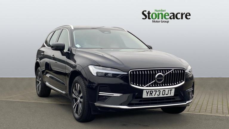 2023 Volvo XC60 2.0h T6 Recharge 18.8kWh Core SUV 5dr Petrol Plug-in Hybrid Auto AWD Euro 6 ESTAT...
