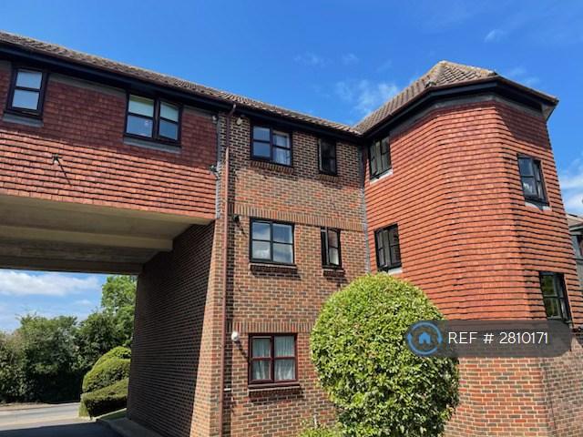 1 bedroom flat in Maple Leaf Close, Biggin Hill, Westerham, TN16 (1 bed) (#2810171)
