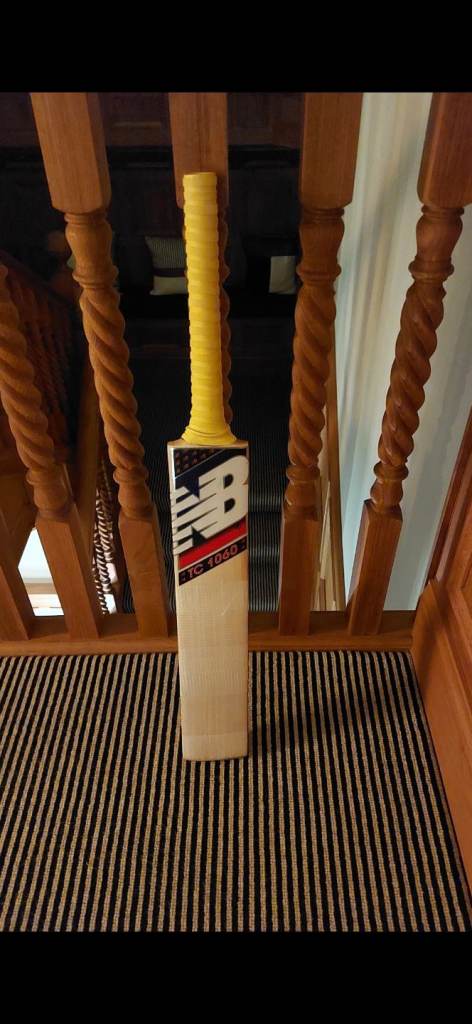 New Balance TC 1060 Cricket Bat