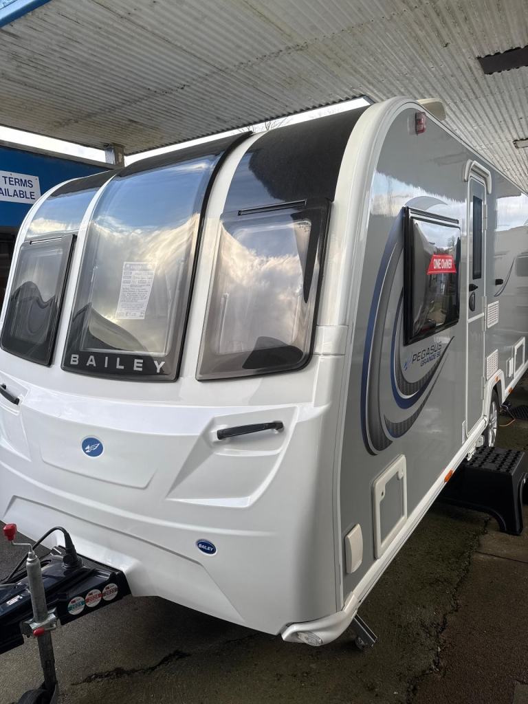 Bailey Pegasus Grande SE BRINDISI, Yr.2022, Fixed Island 