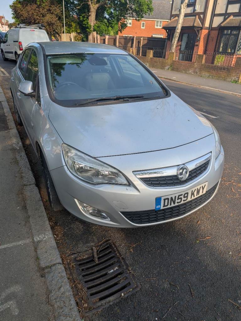 Vauxhall, ASTRA, Hatchback, 2010, Manual, 1598 (cc), 5 doors