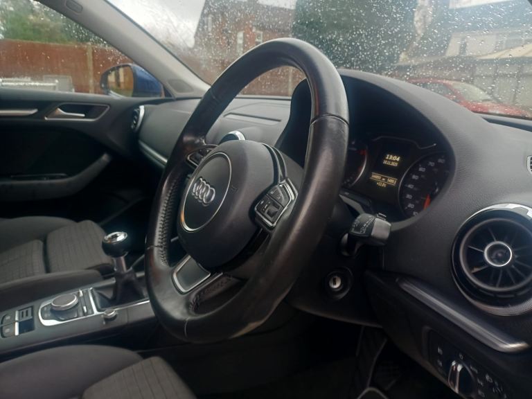 Audi, A3, Hatchback, 2014, Manual, 1598 (cc), 5 doors