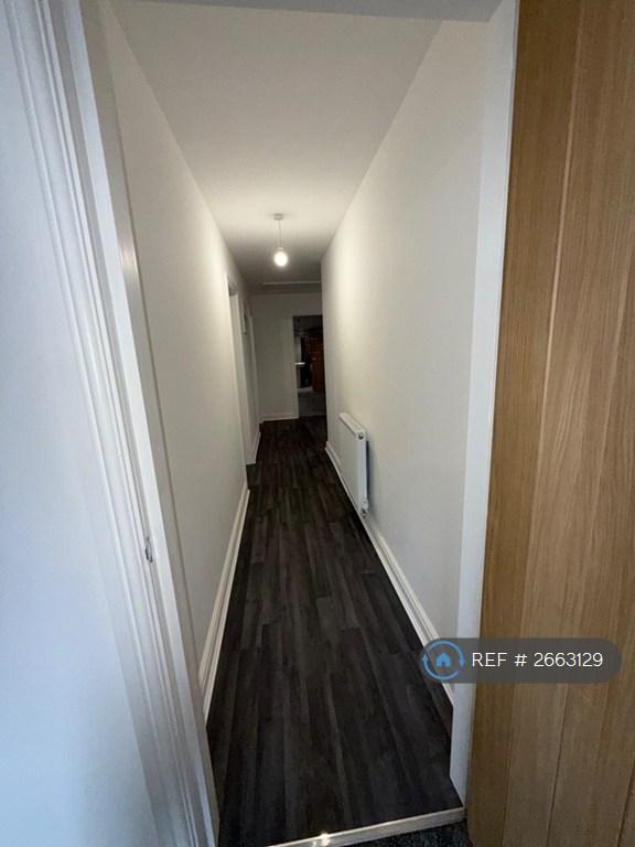 4 bedroom flat in Little Bedford Street, North Shields, NE29 (4 bed) (#2663129)