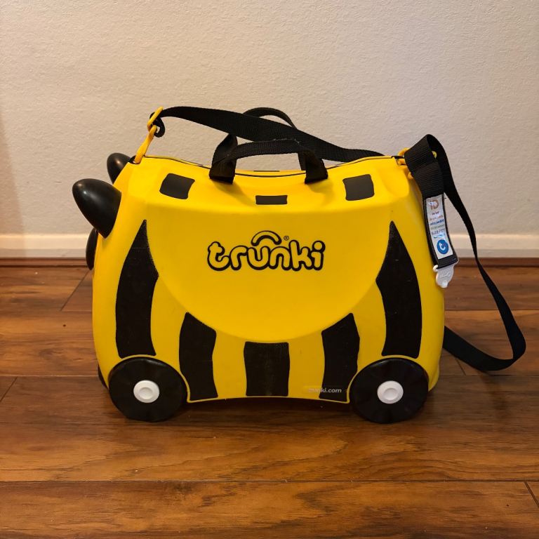 Bernard The Bee Trunki Kids Ride On Suitcase