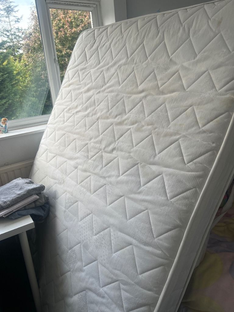 Double divan mattress 