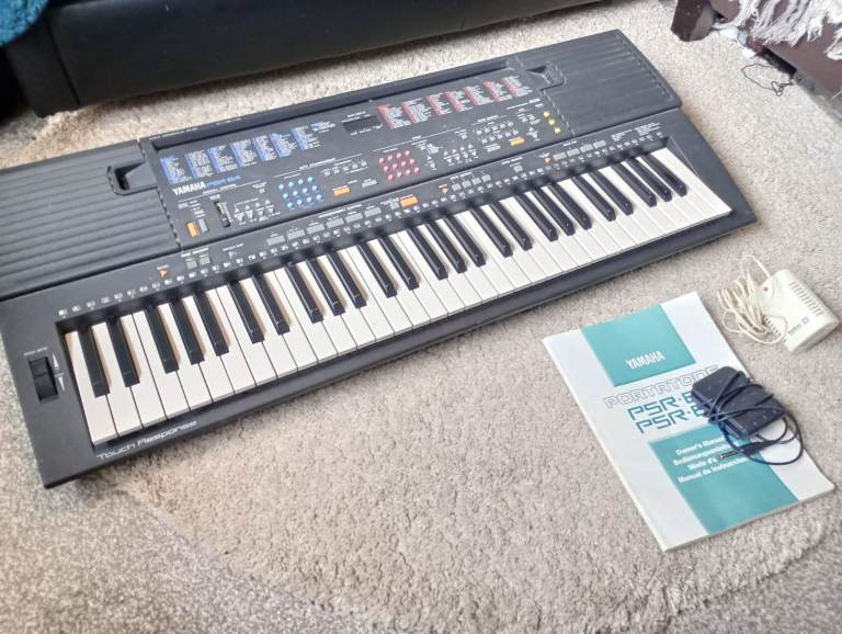  Yamaha PSR-84 Keyboard – Fully Working – With Power Supply, Sustain Pedal & Original Manual