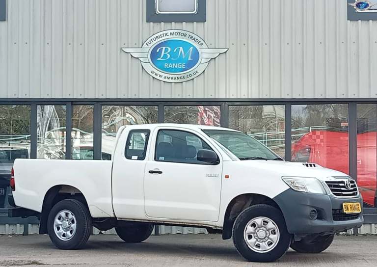 2014 Toyota Hilux 2.5 D-4D Active Pickup Diesel Manual