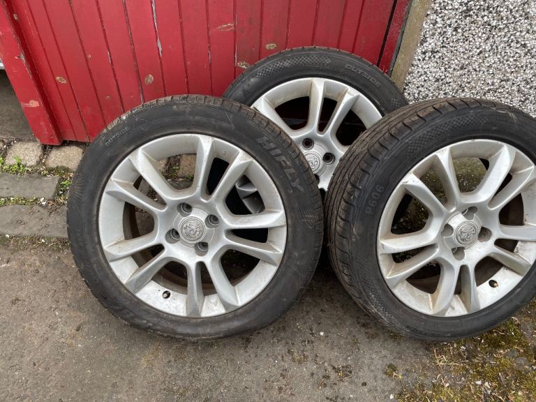 Vauxhall Corsa Alloy Wheels x3 , 195 55 16 Tyres