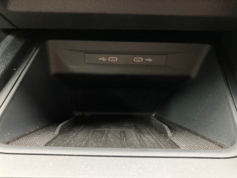 2025 SEAT Leon 1.0 eTSI FR 5dr DSG Hatchback PETROL Automatic