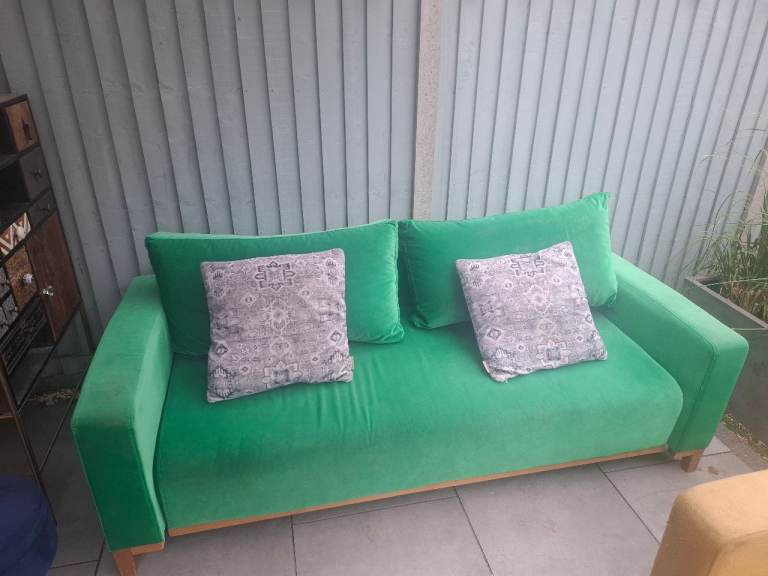 Green Fabric Sofa with Cushions – Good Condition