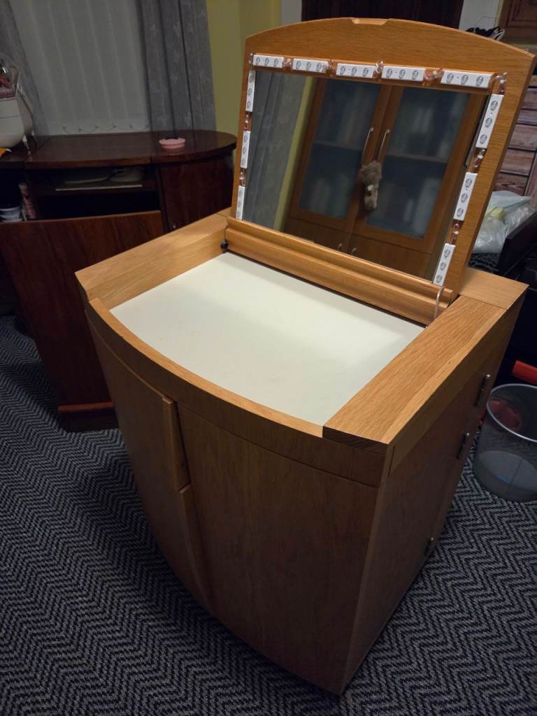 Marks and Spencers dressing table 