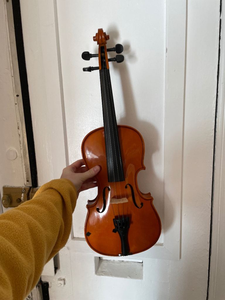 STENTOR VIOLIN