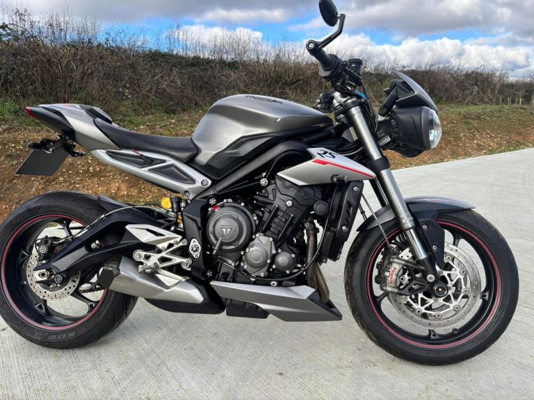 Triumph Street Triple 765 RS 
