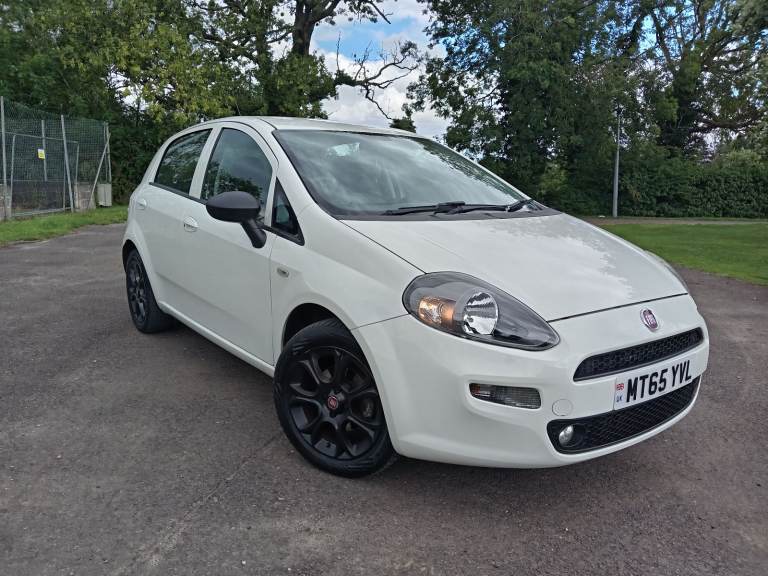 image for Fiat punto 1. 4 pop plus sport 2015 12 MONTH MOT