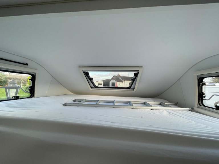 ADRIA SUN LIVING Sun Living By Adria A70 DK 7 Berth Family Motorhome White Manua