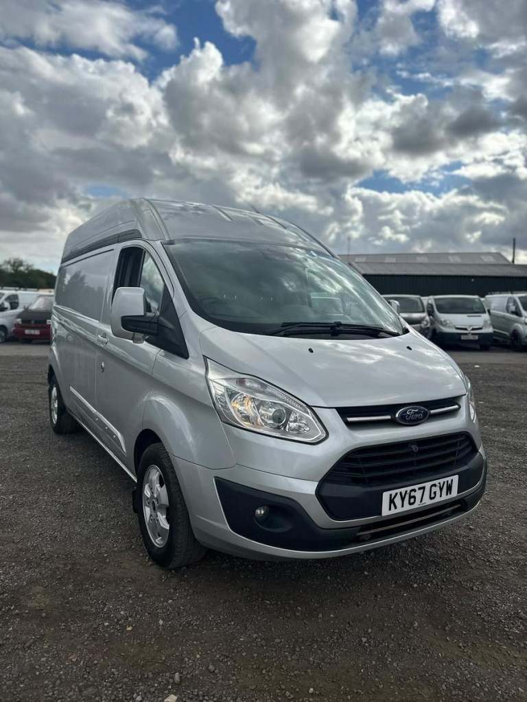 2017 Ford Transit Custom 2.0 TDCi 130ps Low Roof D/Cab Limited Van PANEL VAN DIESEL Manual
