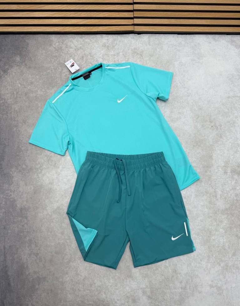Men’s Nike shorts and shirt set all sizes 