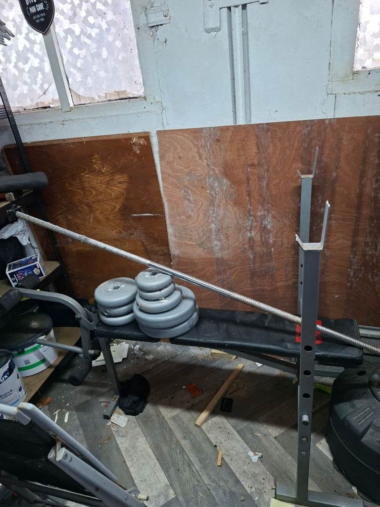 Weight bench with bar & weights & self standing punch bag inc gloves NOW £50 each