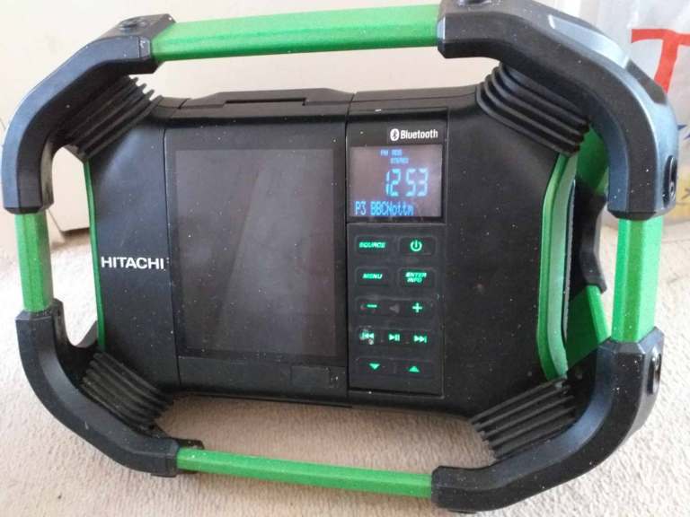Radio Hitachi DAB+ FM Bluetooth 14.4v/18v Cordless Radio