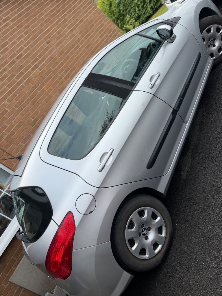 Peugeot, 308, Hatchback, 2011, Manual, 1397 (cc), 5 doors