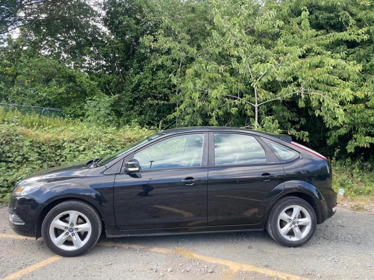 FORD FOCUS 1.8 ZETEC PETROL 11 REG BLACK 5 DOOR MOT FEBRUARY 9TH 2027 LOW INSURANCE 40+MPG