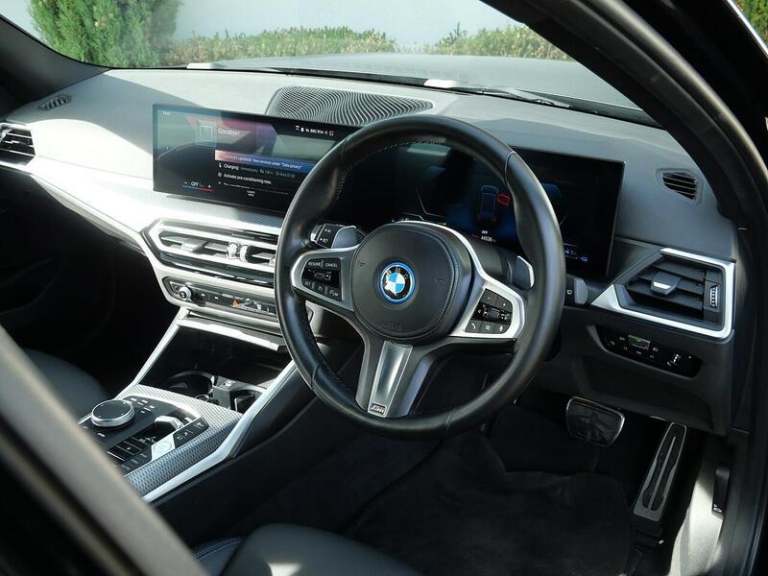 2022 BMW 3 Series 2.0 330e 12kWh M Sport Touring 5dr Petrol Plug-in Hybrid Auto Euro 6 (s/s)  Est...