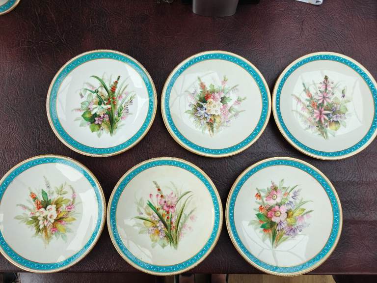 Royal Worcester Floral Dinner Plates & Cake Stand - Set of 7